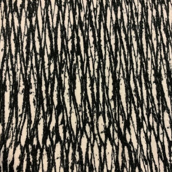 Motherhood Maternity Short Sleeve Sweater XL - Picture 3 of 4